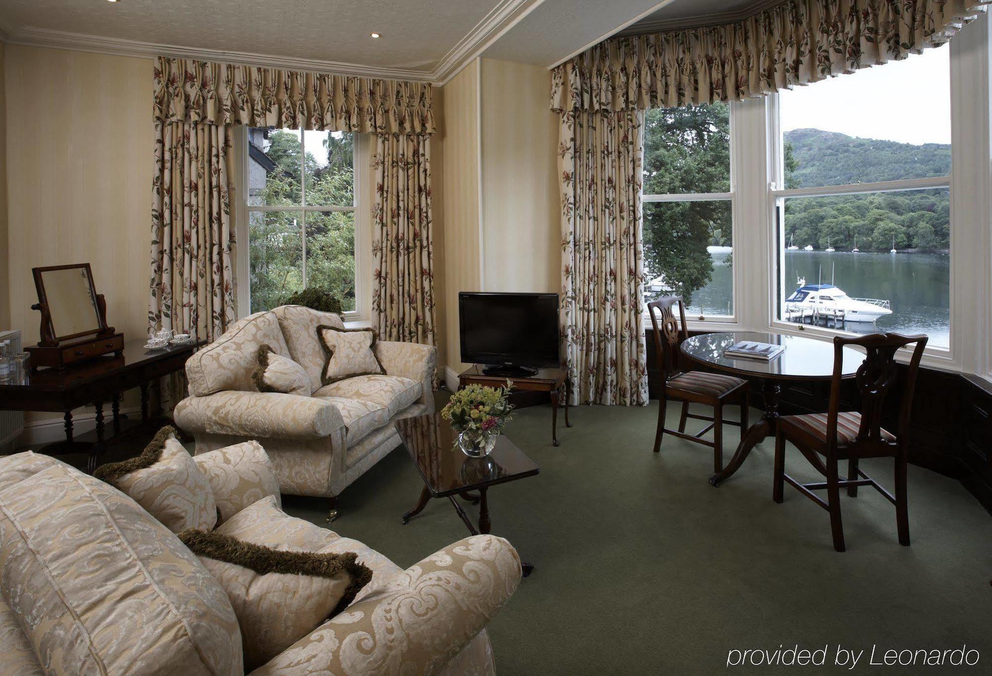 Lakeside Hotel And Spa Exterior photo
