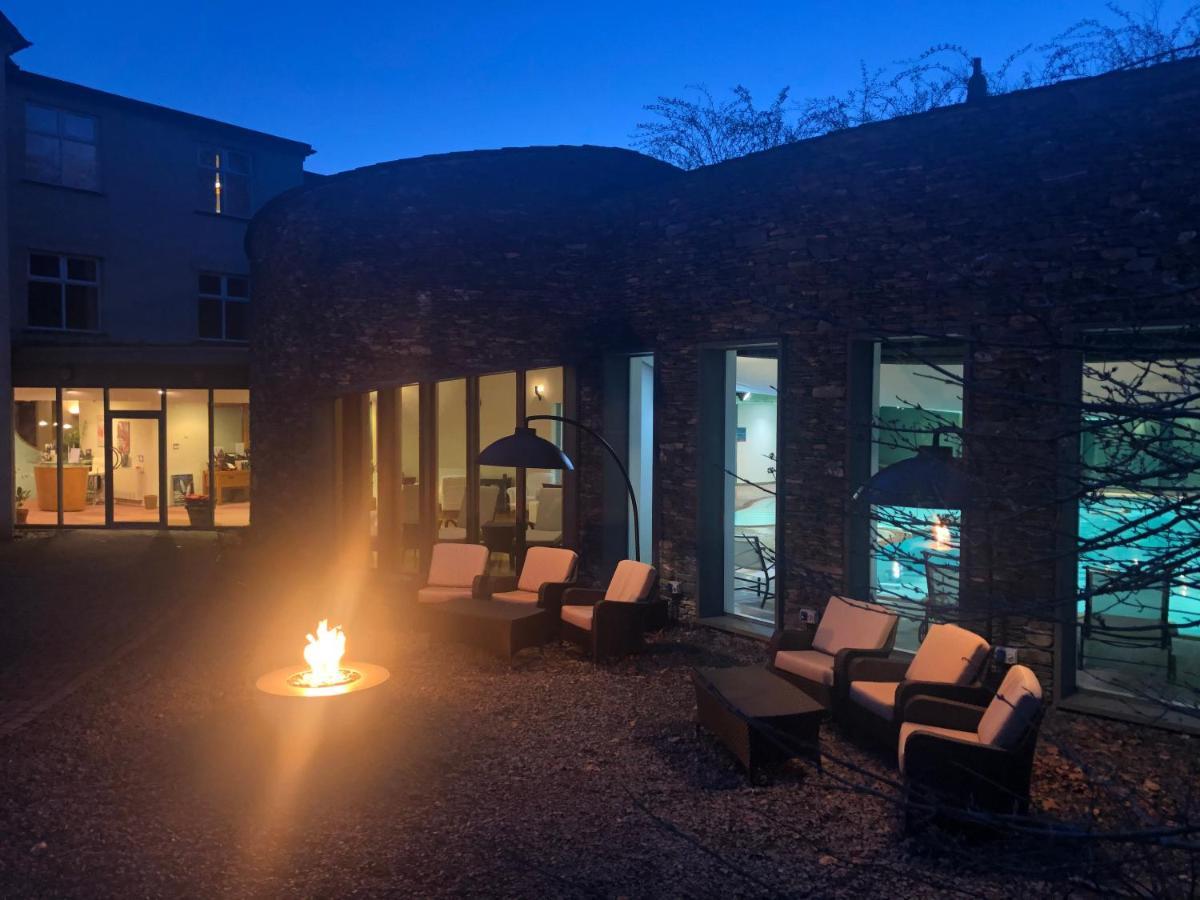 Lakeside Hotel And Spa Exterior photo